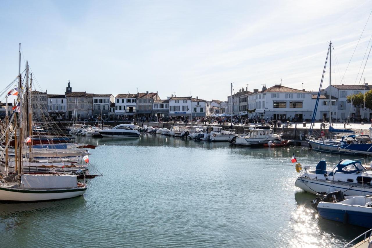 Hotel Le Francais La Flotte Bagian luar foto